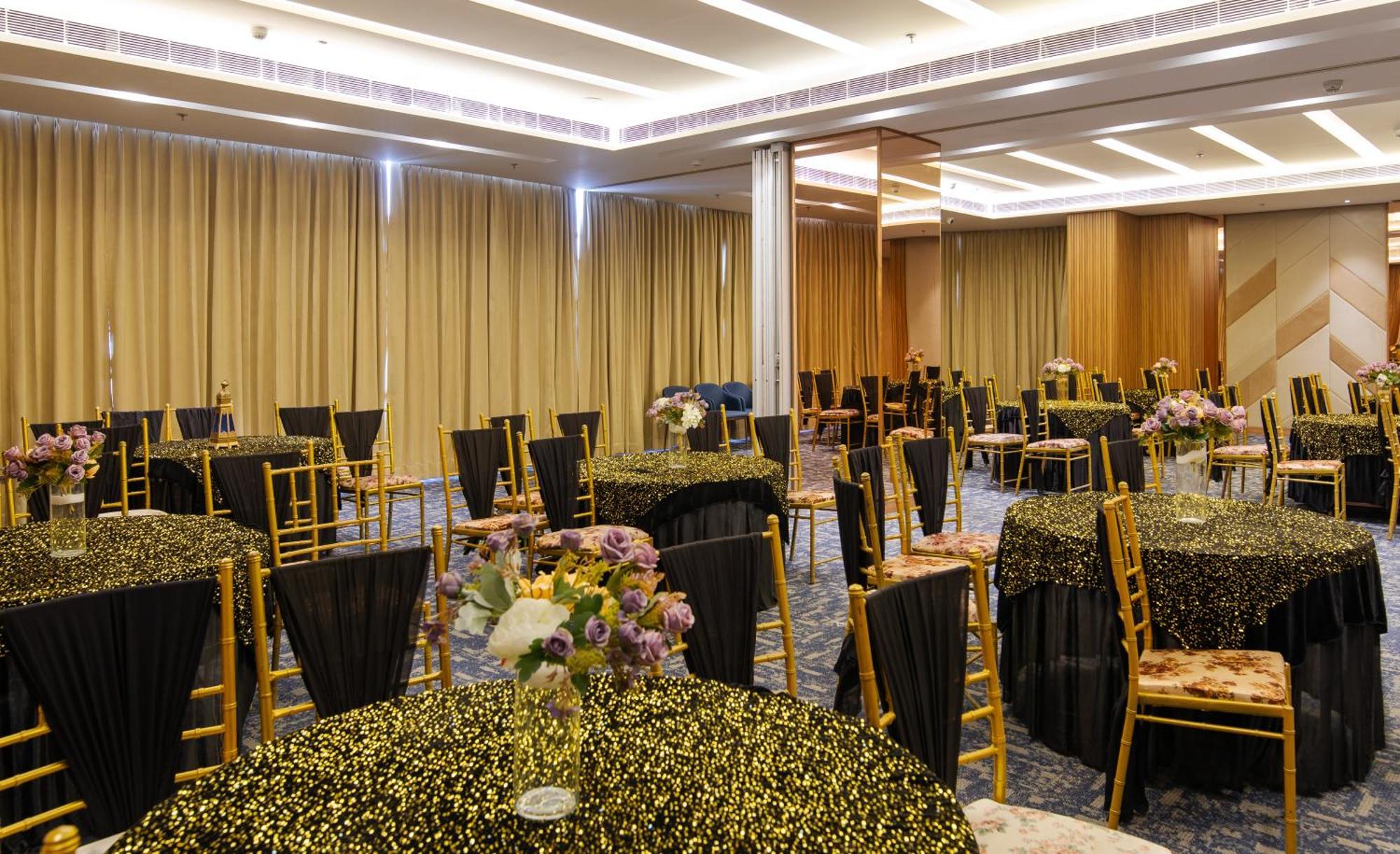 Hometel Alambagh Lucknow - A Sarovar Hotel Luaran gambar