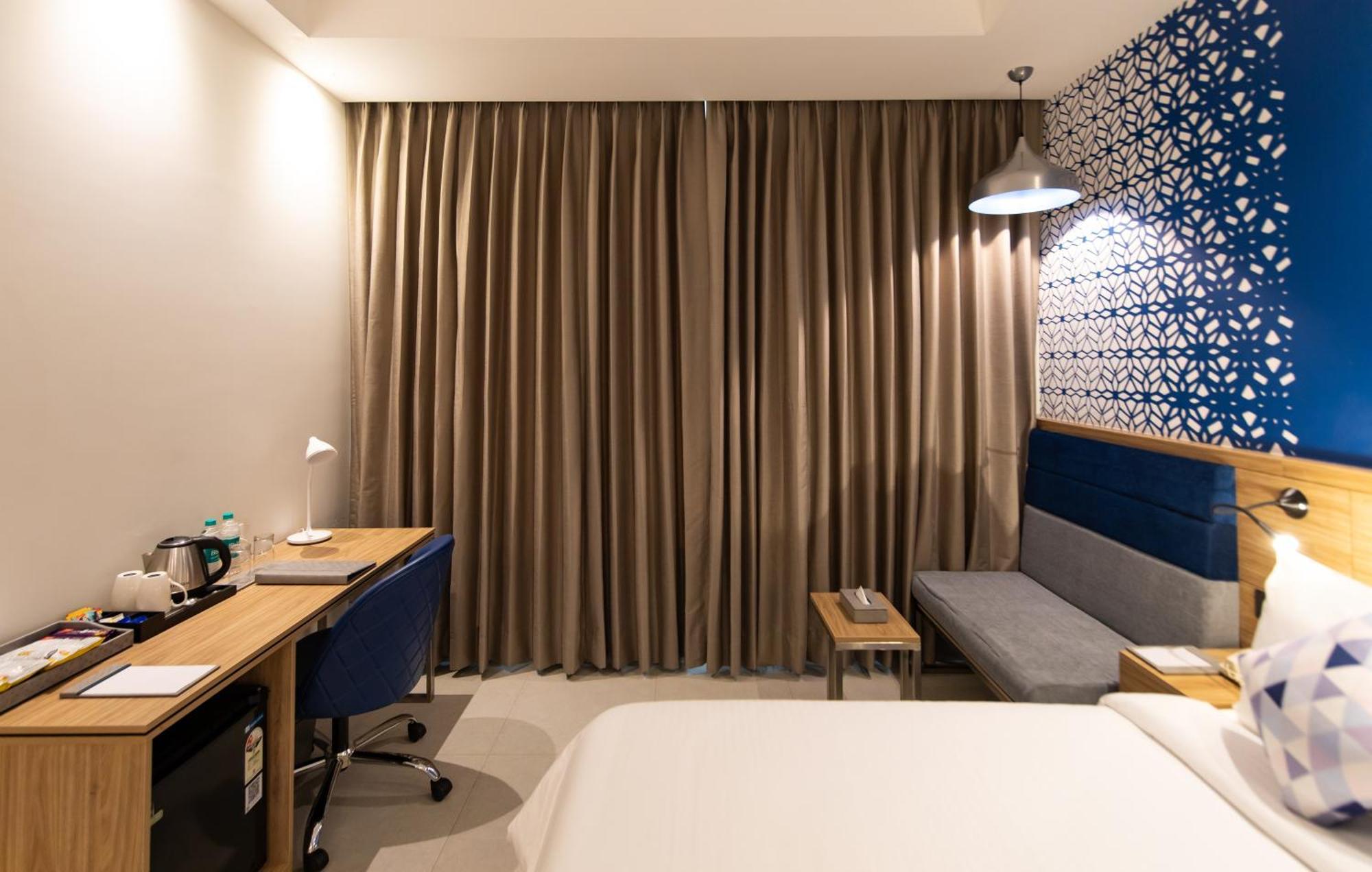 Hometel Alambagh Lucknow - A Sarovar Hotel Luaran gambar